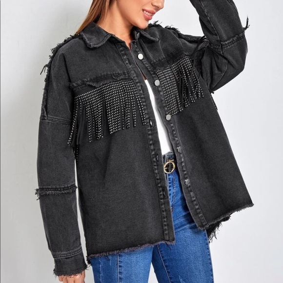 Tops - NEW Raw Hem Denim Over-Shirt with Fringes (Size Small Top Layering Light Jacket)
